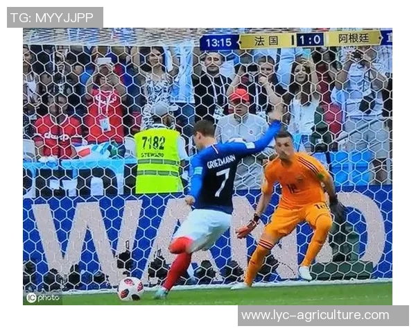 阿克宁顿与唐卡斯特的激烈对决揭示英乙联赛的竞争魅力与战术博弈