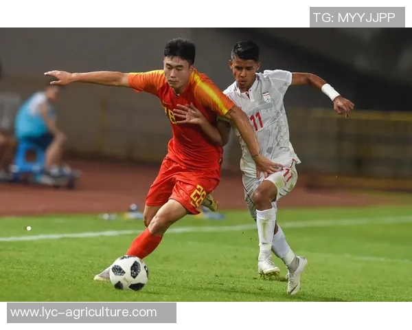 水晶宫U23对决巴恩斯利U23青年球队争夺胜利的精彩较量