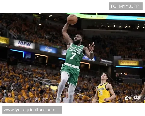 观看凯尔特人对步行者精彩比赛回放全程解析与精彩瞬间重温