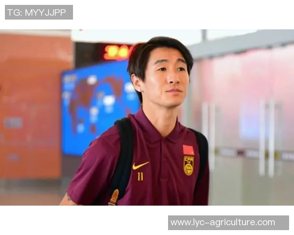 中超进球和助攻双零的他,却意外入围2025年我国金球奖提名人,引发热议 中超进球和助攻双零的他,却意外入围2025年我国金球奖提名人,引发热议