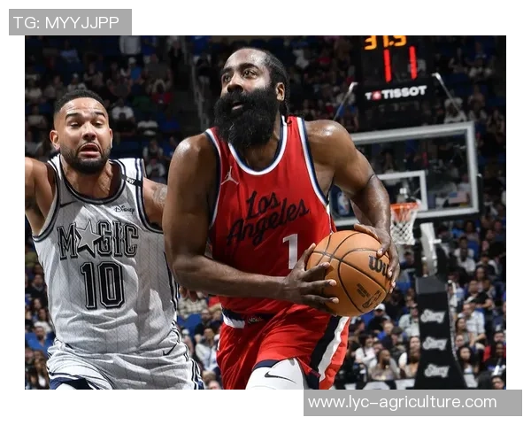 洛杉矶快船窘境重重,哈登面对选择 洛杉矶快船窘境重重,哈登面对选择